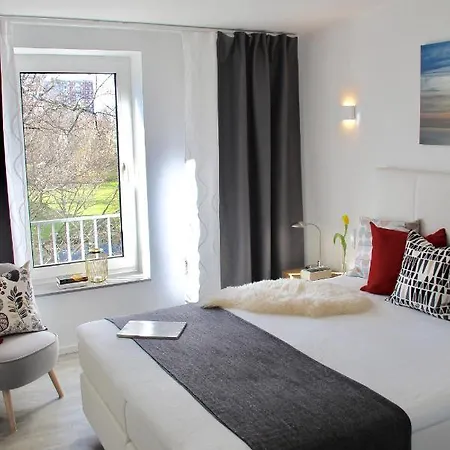 Living Concept Bogenhausen Apartment *